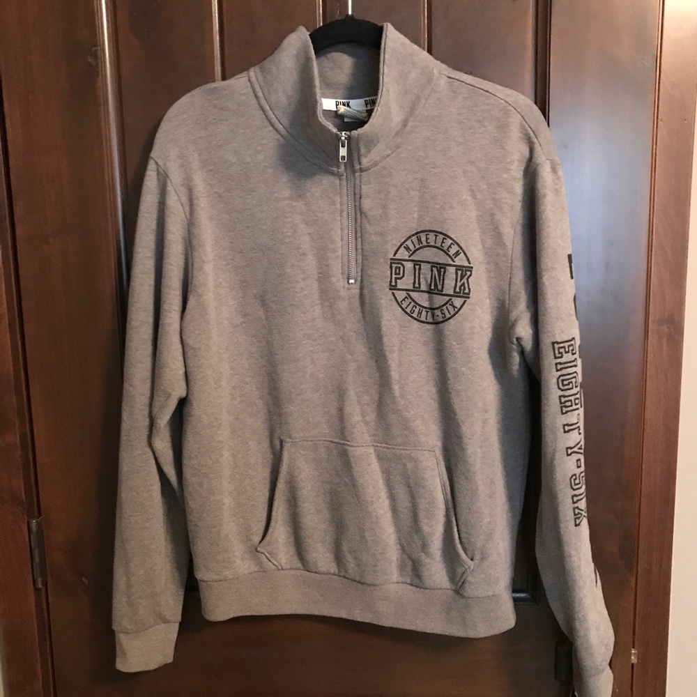 ⛔️SOLD⛔️Victoria secret pink sweatshirt